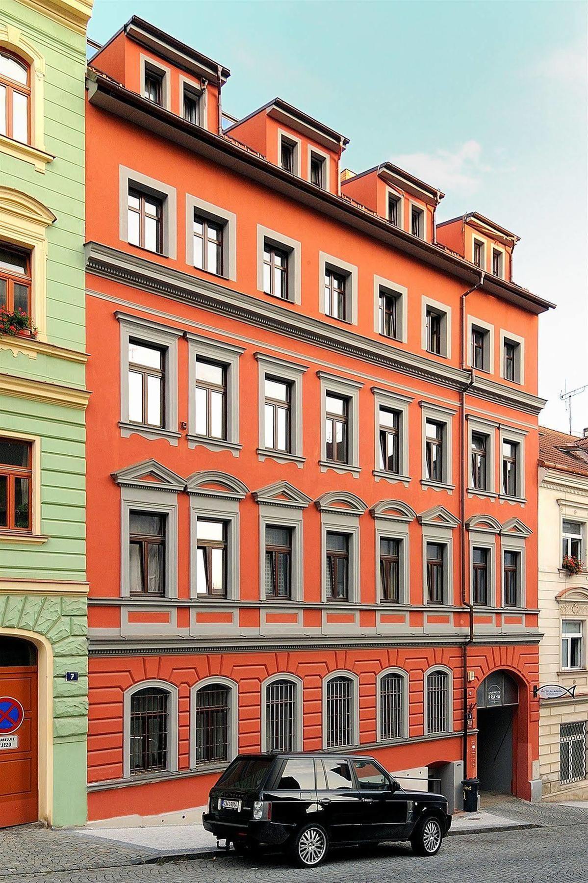 Family Apartments Praha 6 Ngoại thất bức ảnh