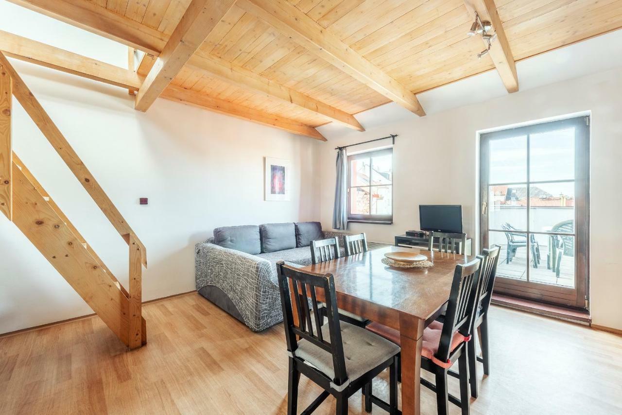 Family Apartments Praha 6 Ngoại thất bức ảnh