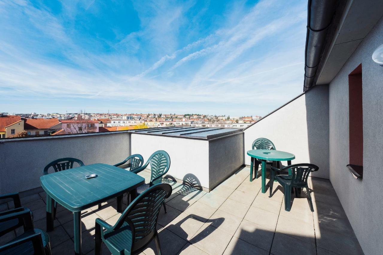 Family Apartments Praha 6 Ngoại thất bức ảnh