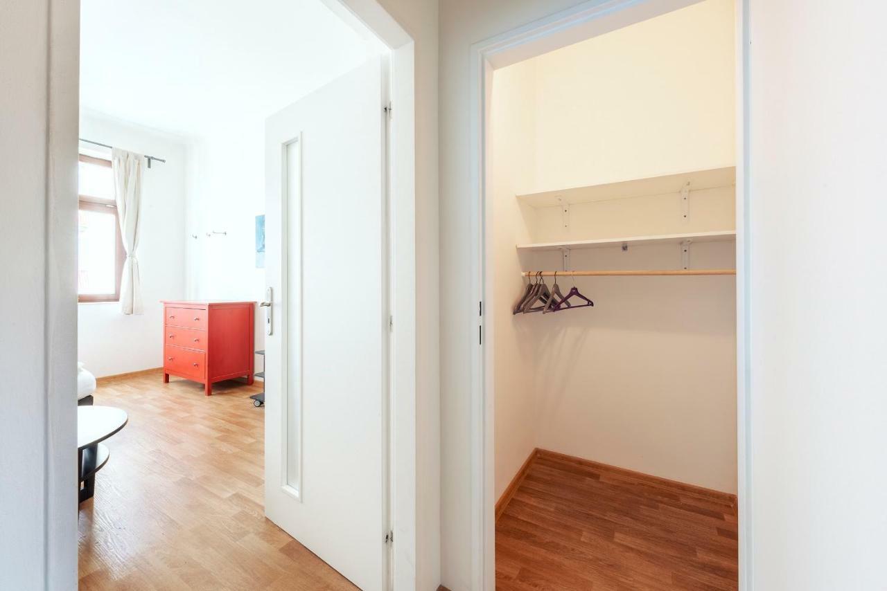 Family Apartments Praha 6 Ngoại thất bức ảnh