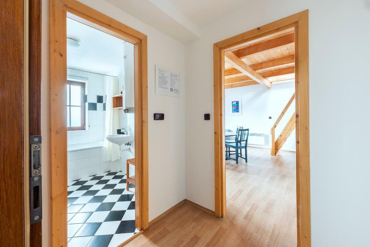 Family Apartments Praha 6 Ngoại thất bức ảnh