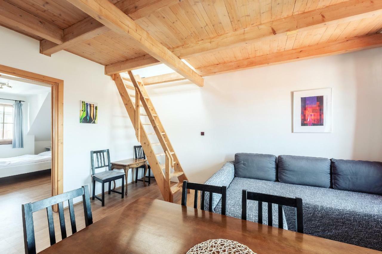 Family Apartments Praha 6 Ngoại thất bức ảnh