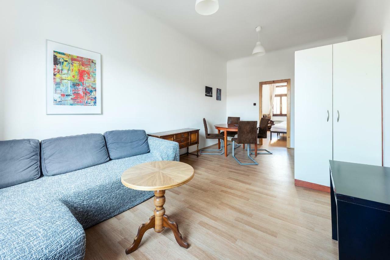 Family Apartments Praha 6 Ngoại thất bức ảnh