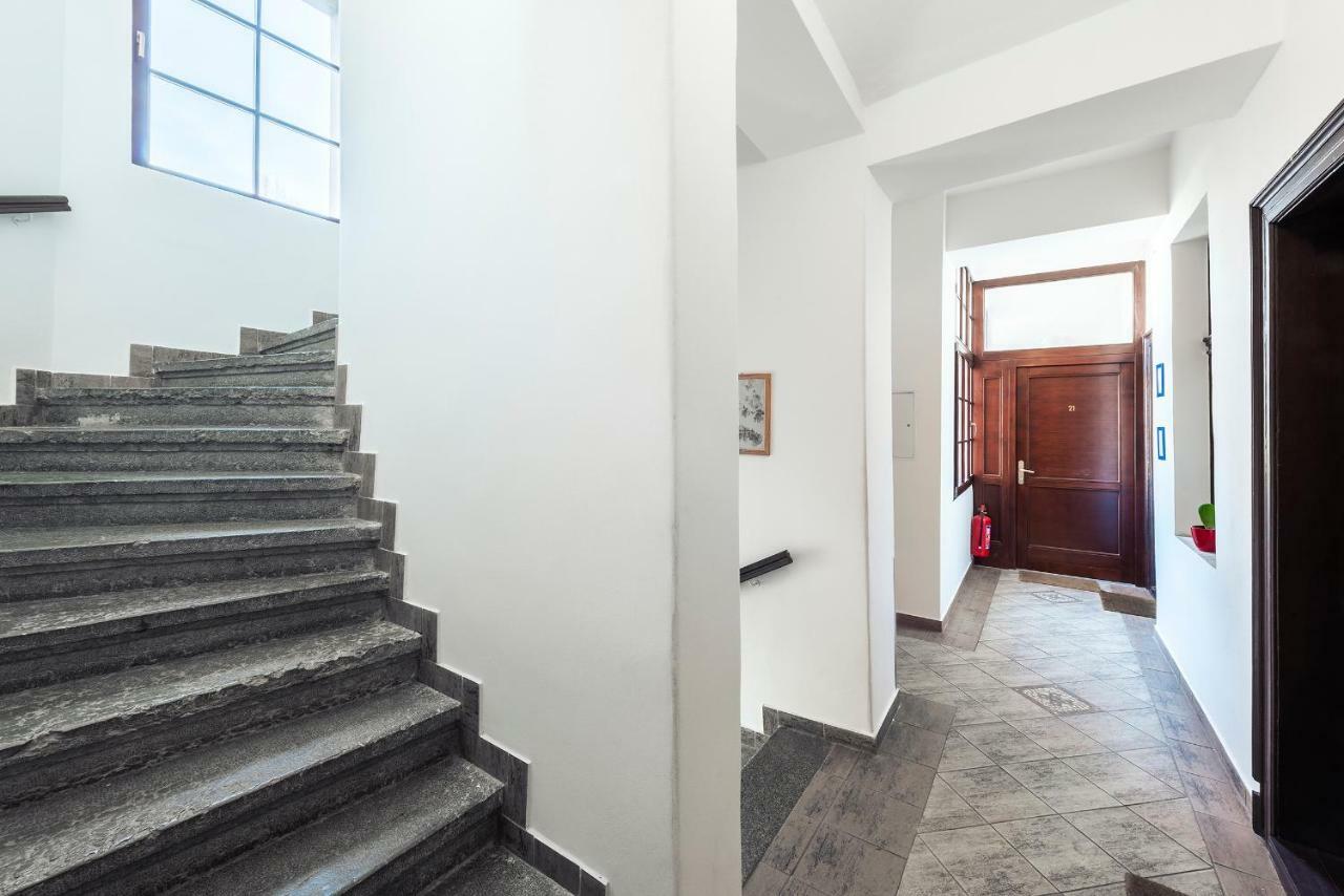 Family Apartments Praha 6 Ngoại thất bức ảnh