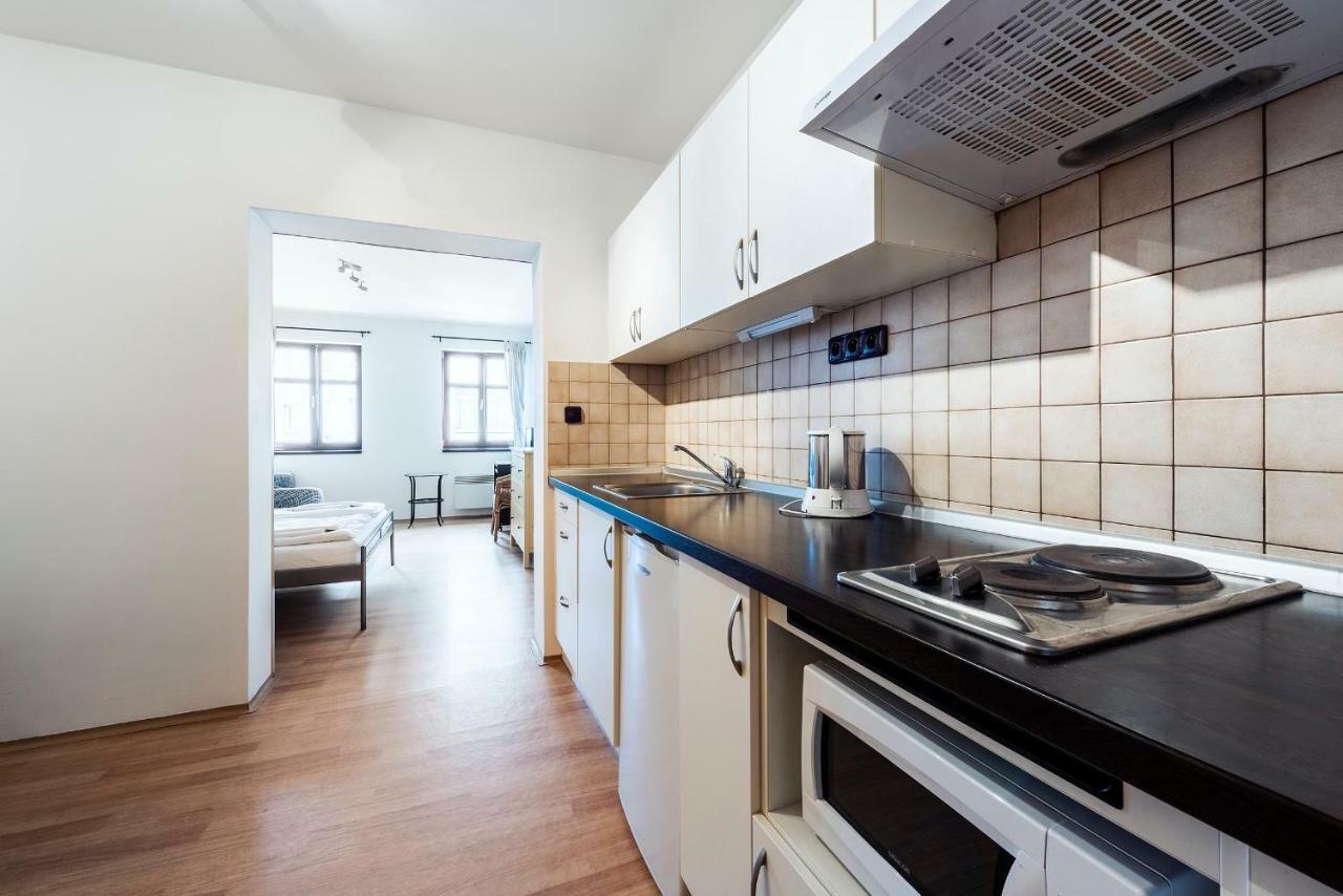 Family Apartments Praha 6 Ngoại thất bức ảnh