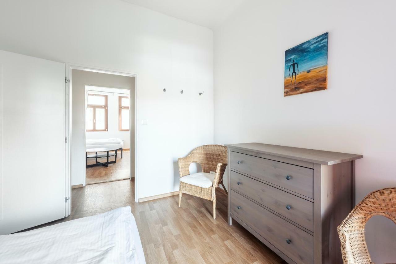 Family Apartments Praha 6 Ngoại thất bức ảnh