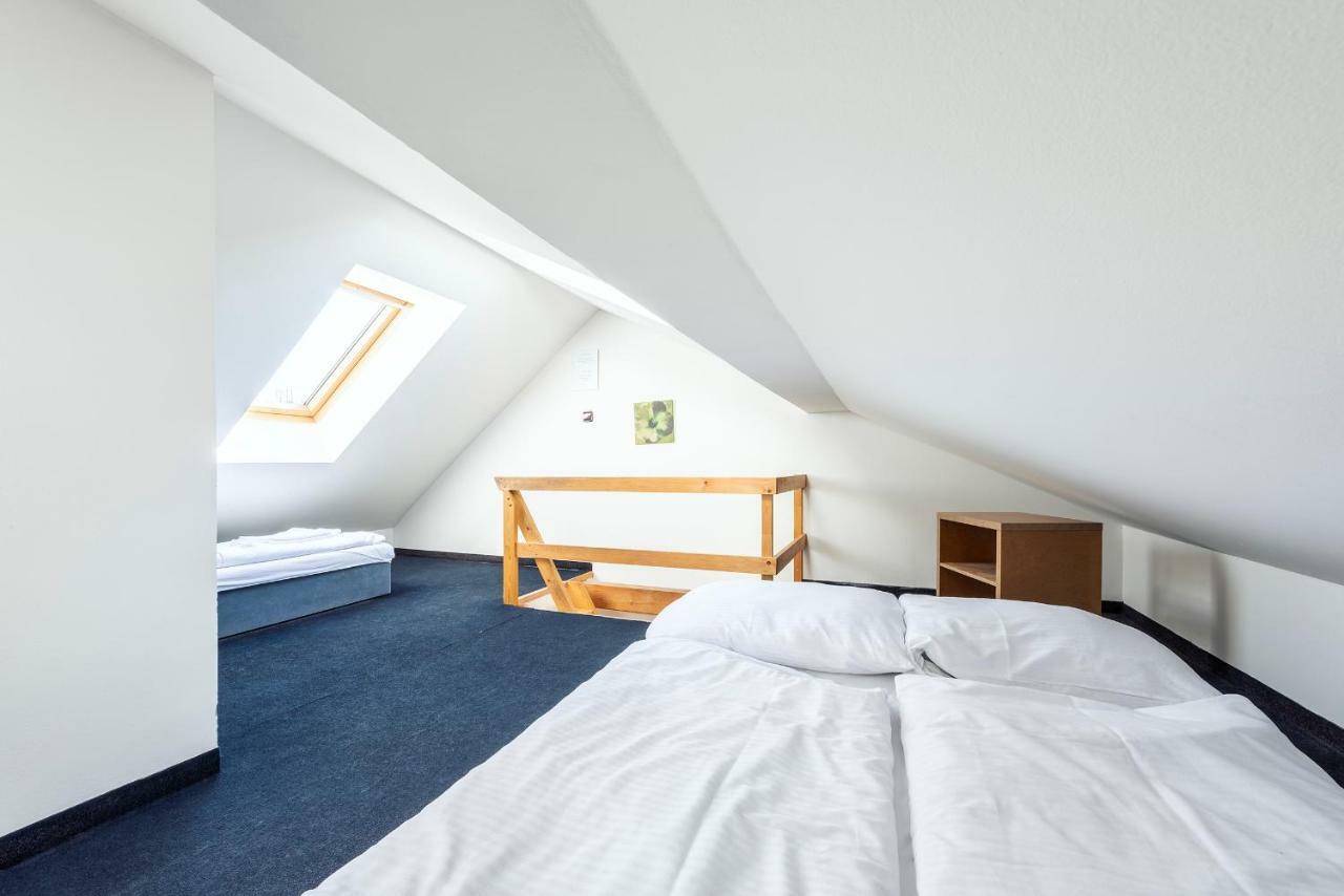 Family Apartments Praha 6 Ngoại thất bức ảnh